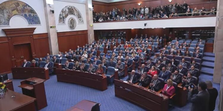 Изгласана техничката Влада, ВМРО-ДПМНЕ ќе раководи со најмоќниот ресор – МВР!