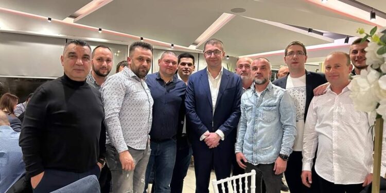 Мицкоски на Комиткса во Охрид: Заедно сме посилни!