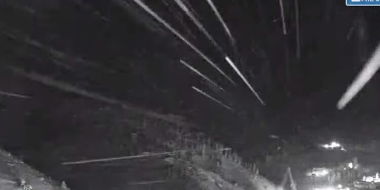 ДЕЛОВИ ОД МАКЕДОНИЈА ПОД СНЕГ – попладнево на ова место трупа се уште без престан