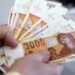 Им останува зголемувањето од 78%: Пратениците изгласаа закони за платите на избраните и именуваните лица