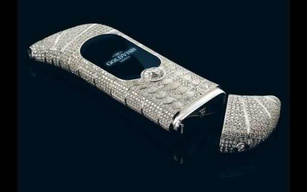 Најскапите мобилни телефони на светот: Но еден ги премина сите граници