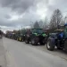 Грчките земјоделци продолжуваат со блокадите во пресрет на најавениот протест во вторник