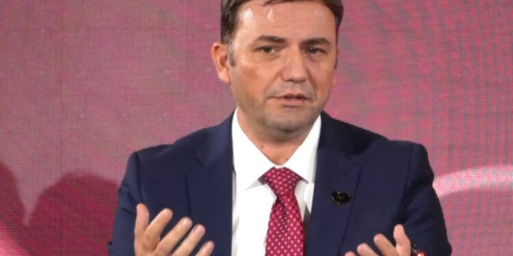 БЕЗ „СЕВЕРНА“ ВО СООБРАЌАЈНАТА НЕМА ДА ПОМИНЕТЕ ГРАНИЦА Проверете ги документите пред да тргнете на патување, порача Османи