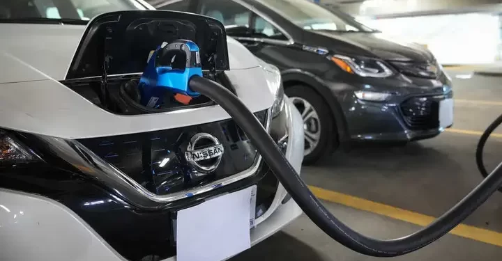 Еве ШТО НАЈМНОГУ СЕ РАСИПУВА КАЈ ЕЛЕКТРИЧНИТЕ, а што кај дизелашите и бензинците