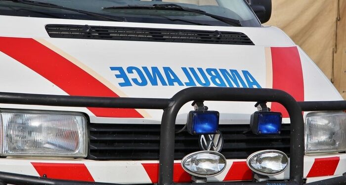 Пешак прегазен во Скопје, итно пренесен во болница