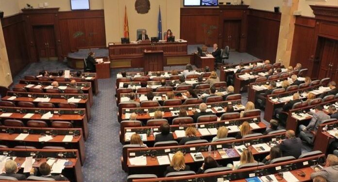 Пратениците ќе го послушаат Џафери или ќе го решат изборниот проблем на 100.000 граѓани?
