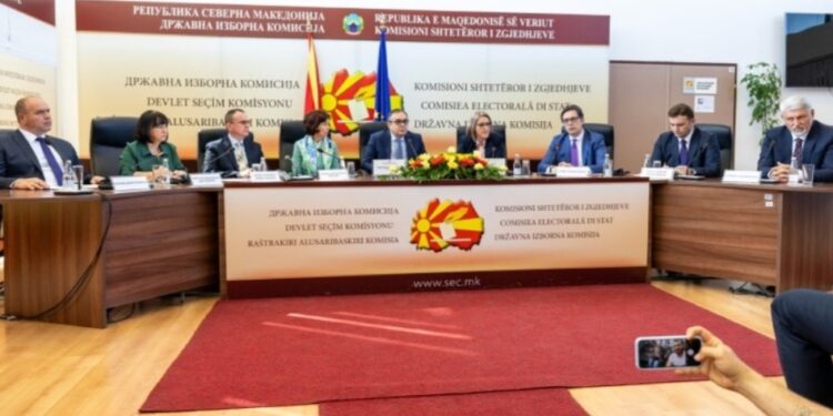 Само 6 потписи на кодексот за фер избори и многу обвинувања за процесот