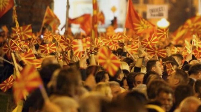 Чудна изборна кампања: Само уште смената на Уставот остана за решавање?