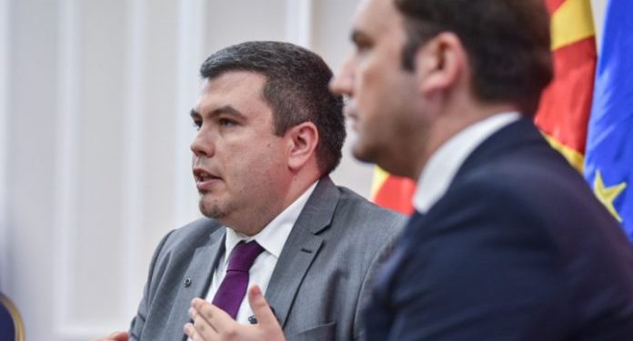 Кој ја конципира македонската надворешна политика? Маричиќ ќе се сретне ли со Османи, а потоа и заедно да тркнат до Пендаровски?