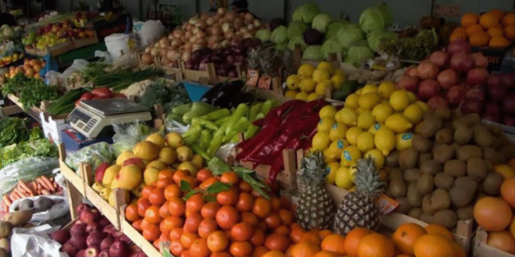 Македонија меѓу земјите каде овошјето најмногу поскапело во изминатата година