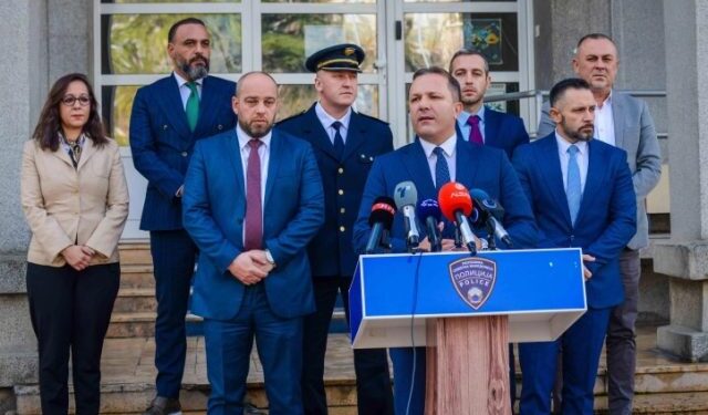 Јовче или некој друг: Спасовски инсистира да види кој од „неговите“ го шпионирал