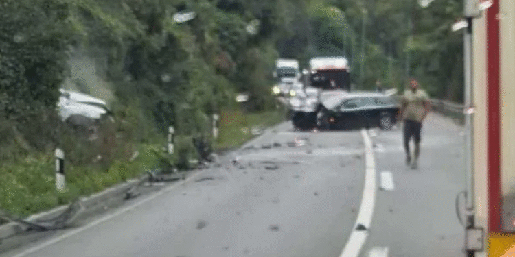 Со „Ауди“ преминал во спротивната лента и удрил во „Фиат“ – едно лице загина, три се повредени: Страотна несреќа го потресе регионот