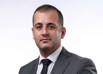 Отворено писмо до нашата генерација и изборот пред кој сме