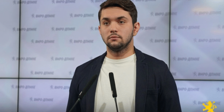 СДС со елементарно непознавање на младинските состојби во земјава, ВМРО-ДПМНЕ работи на конкретни политики и мерки, обвини Конески