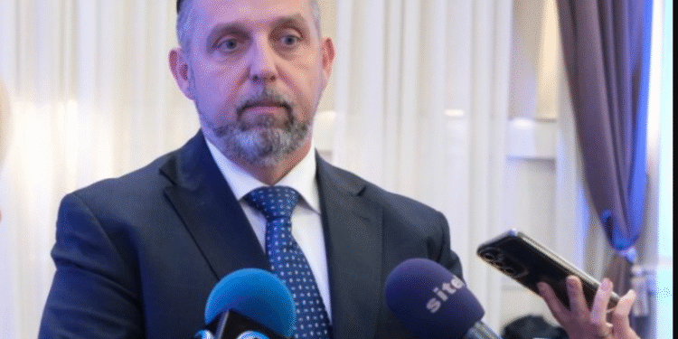 Лукровски: И јас имам симптоми, но да не се носат предвремени заклучоци