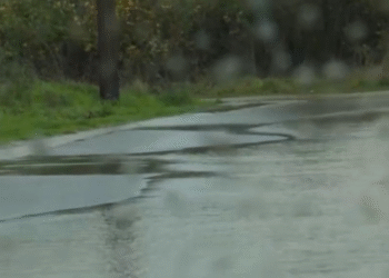 ВОНРЕДНО: УХМР го вклучи алармот – во овие делови од Македонија можни се поплави
