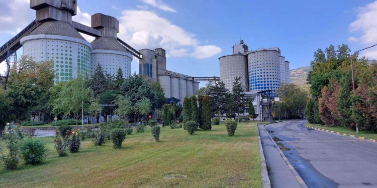 ТИТАН Усје:  Нападот врз компанијата е неоснован, работиме согласно сите стандарди и не ги надминуваме законски дозволените лимити