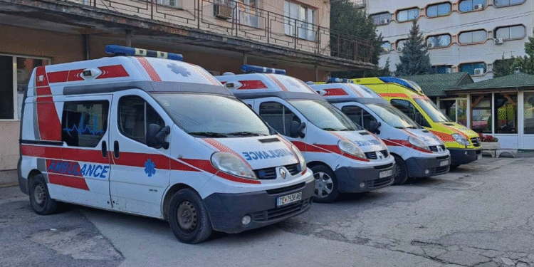 Нови 100 амбулантни возила ќе набави владата, ќе се реши и проблемот со паркирање на комплексот клиники