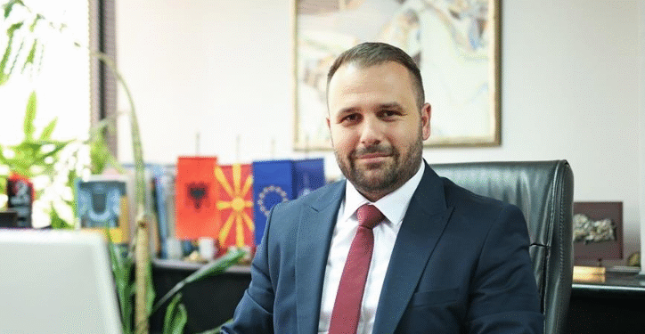 Дурмиши: Ненадејното зголемување на минималната плата може да ги погоди малите фирми