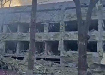 Масовен руски удар врз Украина пред најавените преговори за прекин на војната