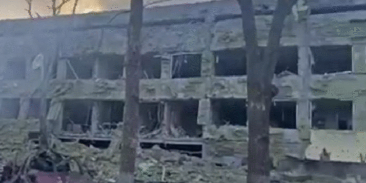 Масовен руски удар врз Украина пред најавените преговори за прекин на војната