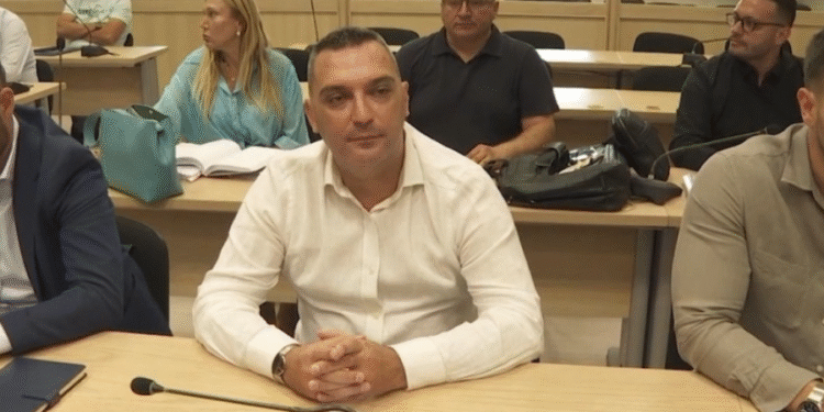 Осум месеци затвор за поранешниот директор на затворот „Скопје“, Филип Андонов-Сокол