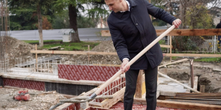 Типски куќи за скопските бездомници