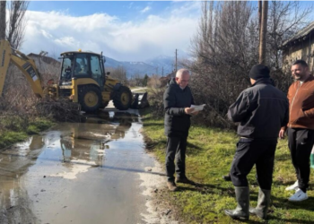Коњановски: Јавните претпријатија во до доцна во ноќта работеа на санација, интервенциите продолжуваат и денеска