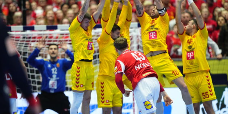 Данска со убедлива победа, Македонија со солиден отпор