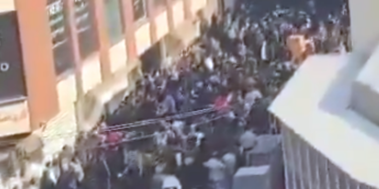 Протестите во Иран се шират во целата земја, расте бројот на загинати