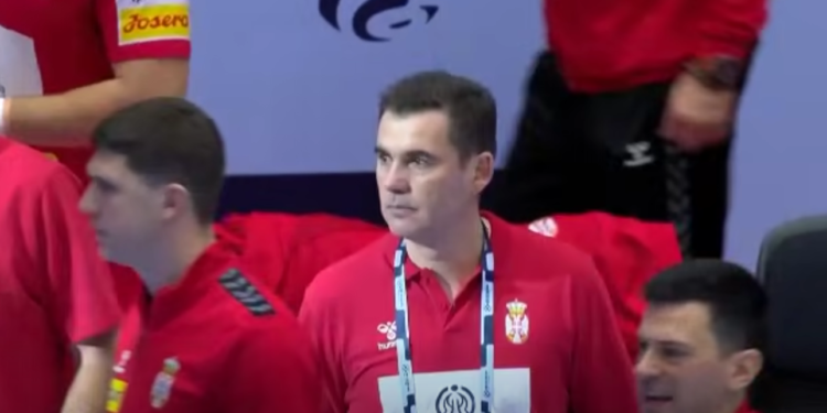 (Видео) Раул Гонзалес на македонски јазик дели совети на српските ракометари – кои ја шокираа Германија