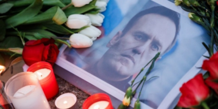 Светот ја одбележува втората годишнина од смртта на Алексеј Навални
