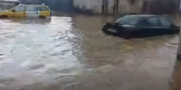Поплавени куќи во Кичево и Гостивар, ризик од нови излевања