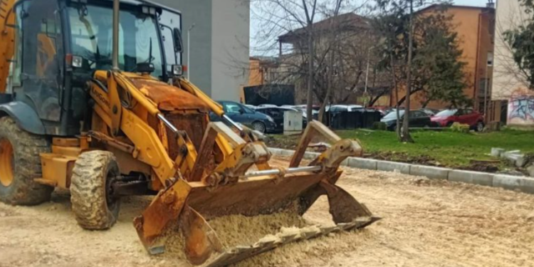 Се поставуваат заштитни столбови на кружниот тек во Бутел за поголема безбедност на пешаците