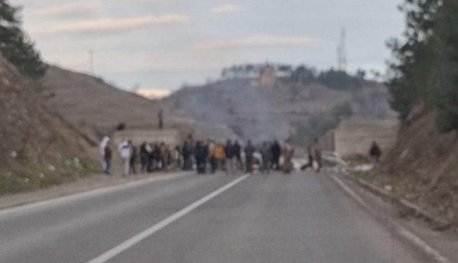 Протест и блокада на патот Ресен – Битола поради одземени возила