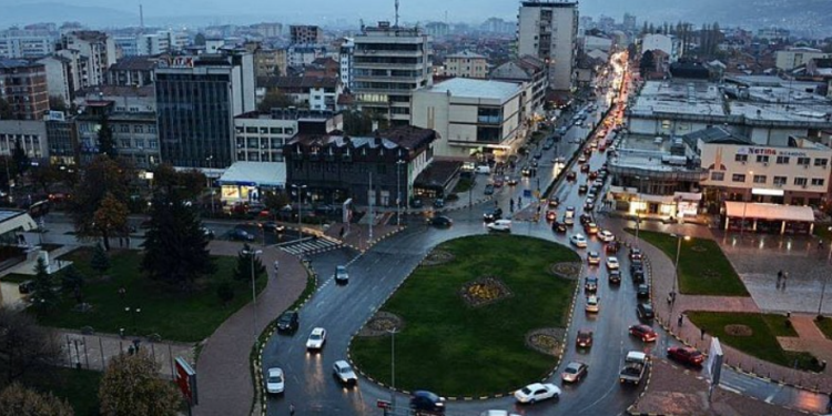 Полицијата откри кој стои зад дојавите за бомби во училиштата во Тетово