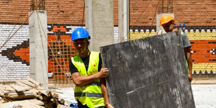 Доградбата на училиштето „Кирил Пејчиновиќ“ во Кисела Вода ќе заврши до крајот на годината