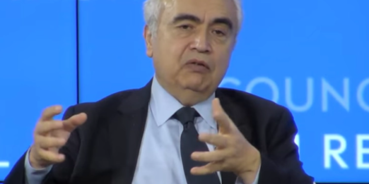 Конфликтот на Блискиот Исток ги потресе енергетските пазари, ИЕА интервенира со резерви