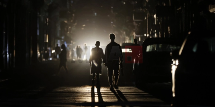 Хаос во Куба: 10 милиони луѓе останаа без електрична енергија