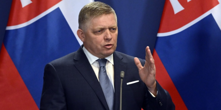 Фицо го отфрли предлогот на Мерц за новата динамика во преговорите за членство во Унијата