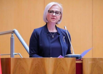 Претседателката на Советот за македонски јазик се повлече од функцијата