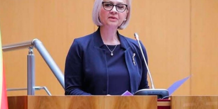 Претседателката на Советот за македонски јазик се повлече од функцијата