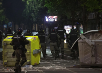 Судири по студентскиот протест во Белград, полицијата приведе 23 лица