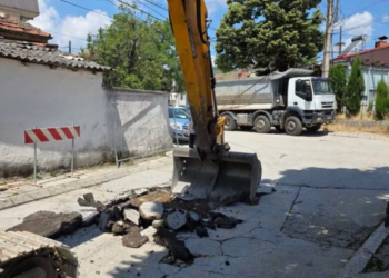 Почна реконструкцијата на улицата „Дебарска“ во Битола, по 30 години чекање