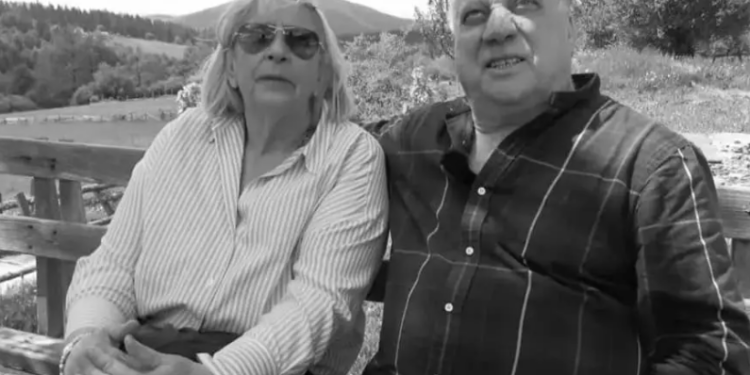 Тажна вест: Почина Сејда Бешлиќ, животната сопатничка на Халид Бешлиќ