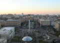 Киев трет ден на нозе, расте незадоволството од воениот врв
