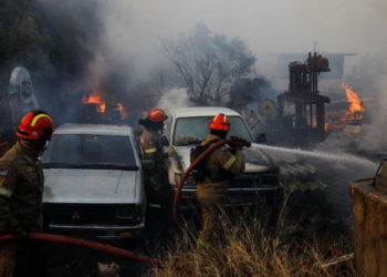 Трагедија во Шпанија: Најмалку 12 загинати во голем шумски пожар