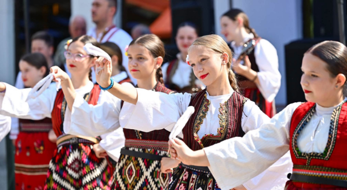 Верници одбележаа голем православен празник во храмот „Света Недела“